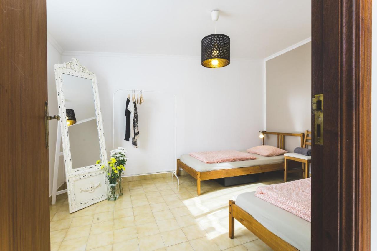 Soulsurfcamp Portugal Bed & Breakfast Peniche Exterior photo